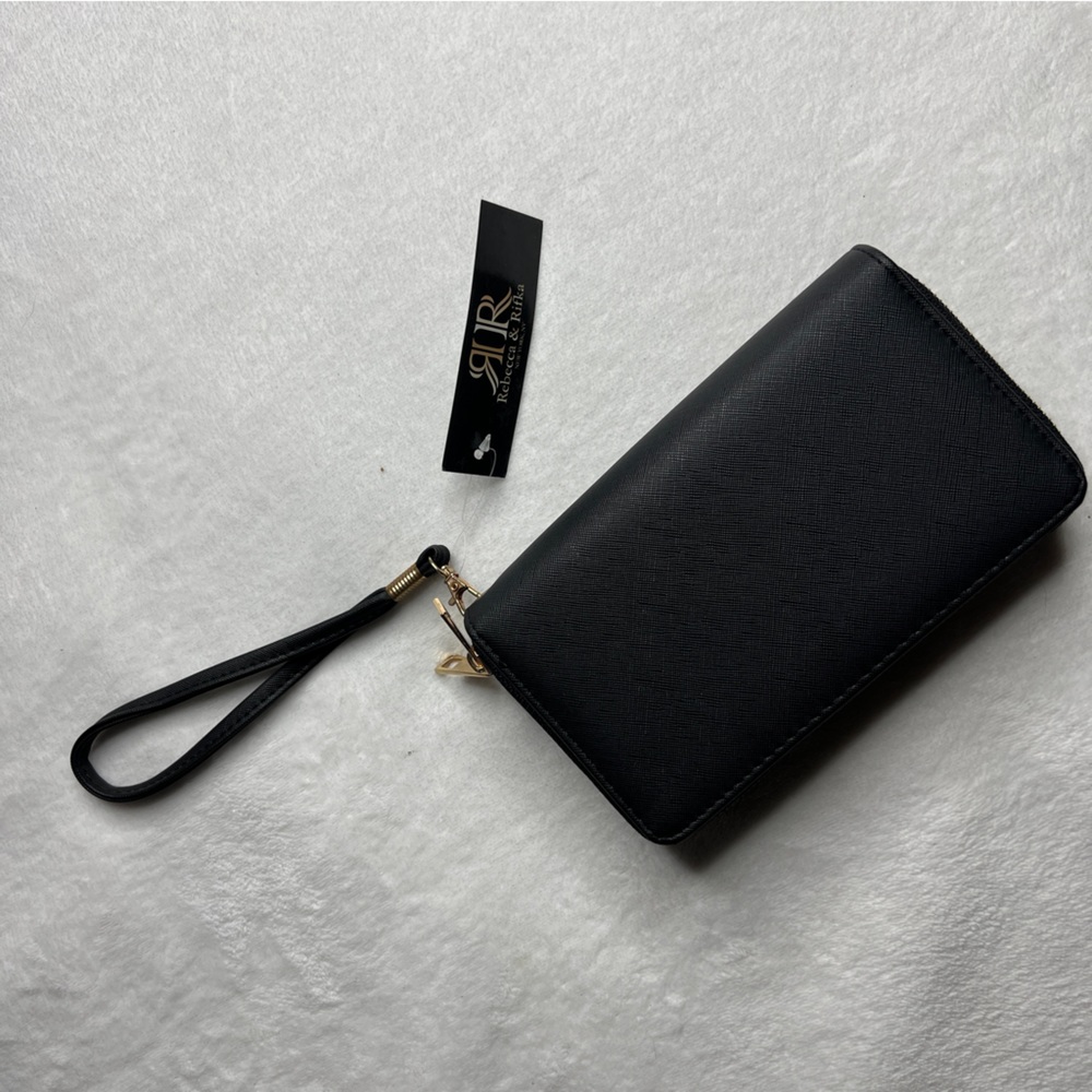 SOLD!! Wristlet double wallet